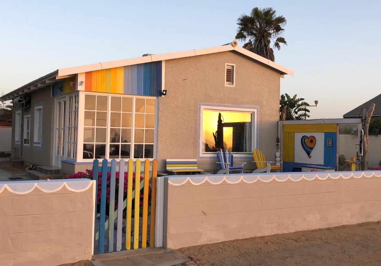 Quaint Seaside Cottage Swakopmund Exterior foto